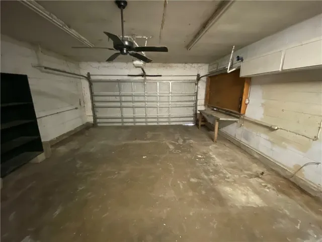 a view of a garage