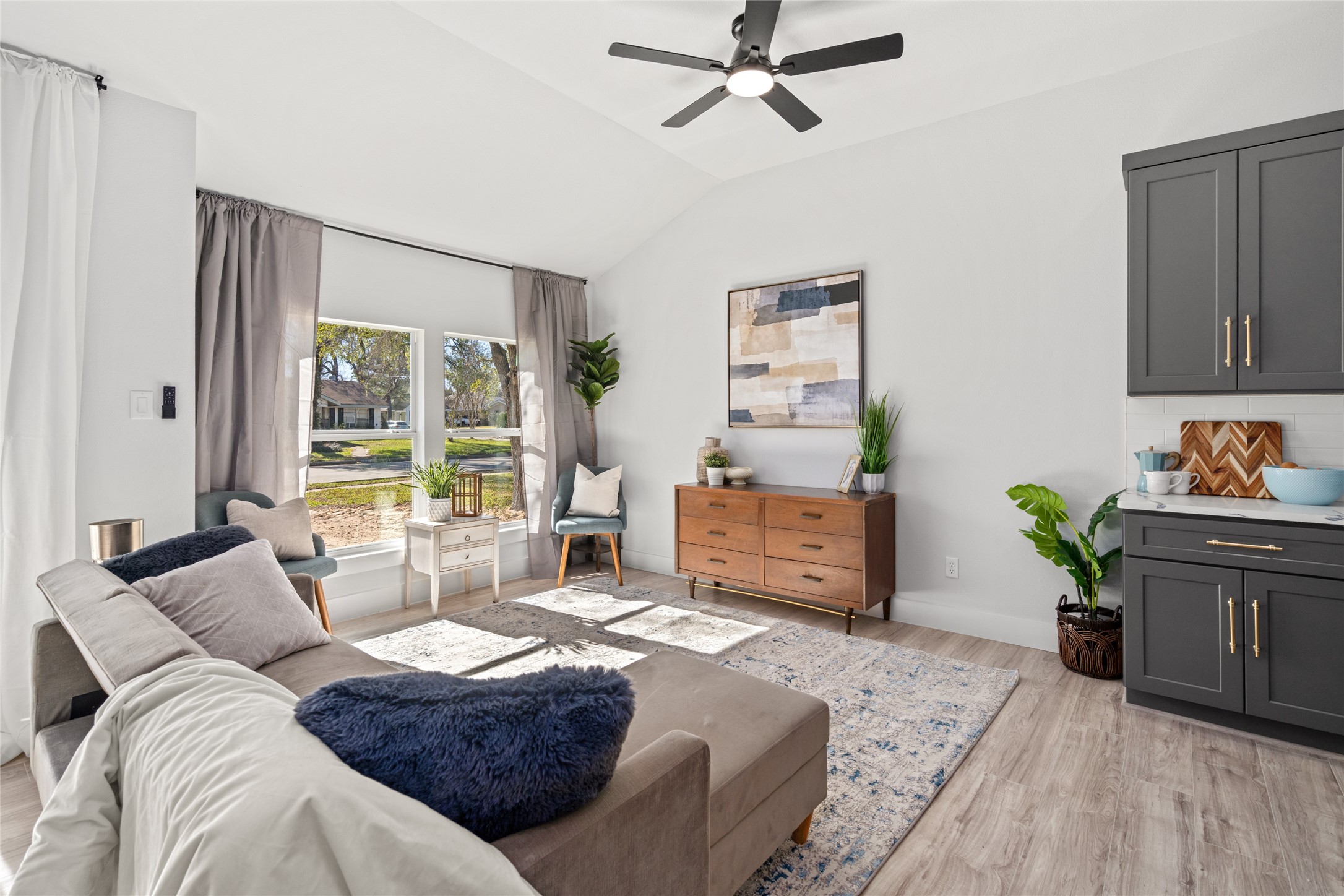 3607 Zephyr Street Houston, TX 77021 - Photo 3 of 29