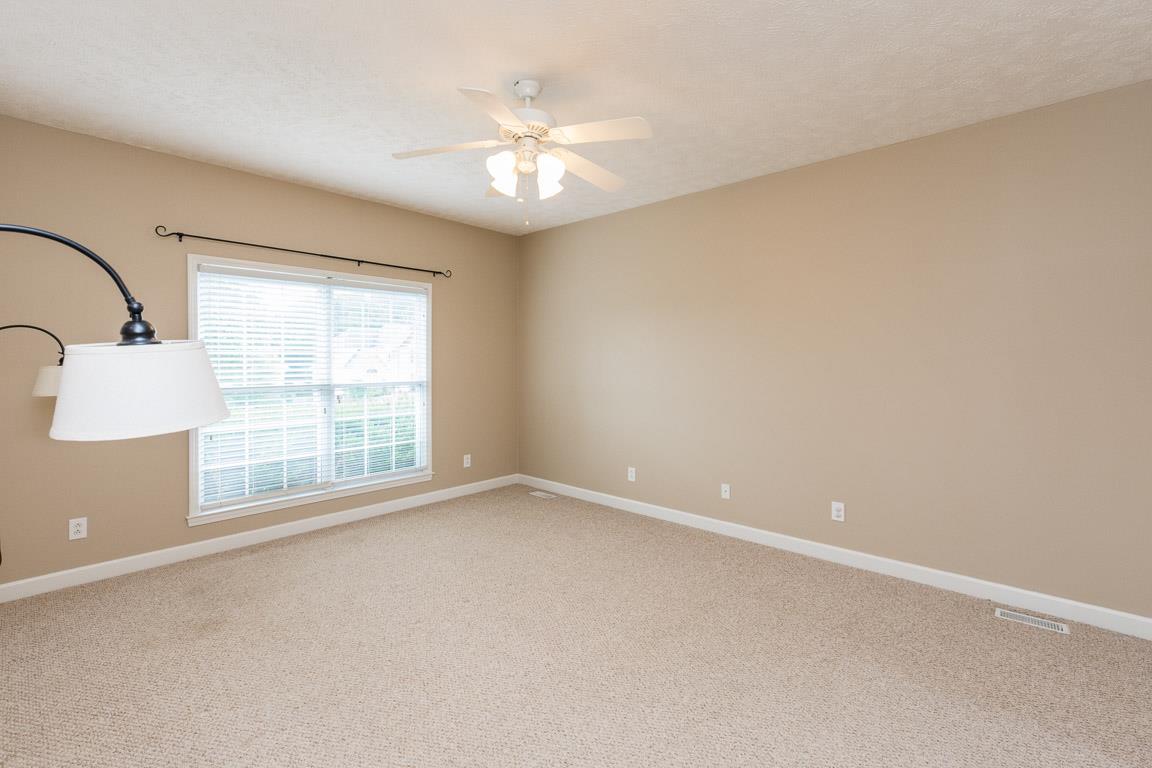 927 South Ridge Trail Clarksville, TN 37043 - Photo 8 of 30 Large owners suite with tons of natural light.