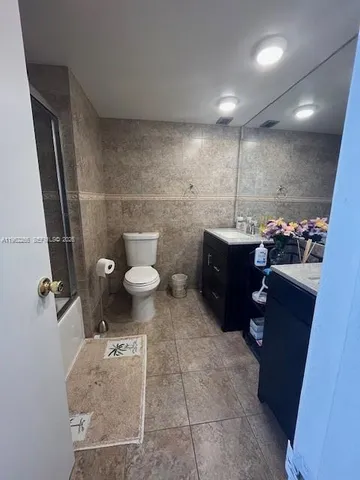 $180,000 | 920 Northeast 199th Street, Unit 4S, Miami, FL 33179