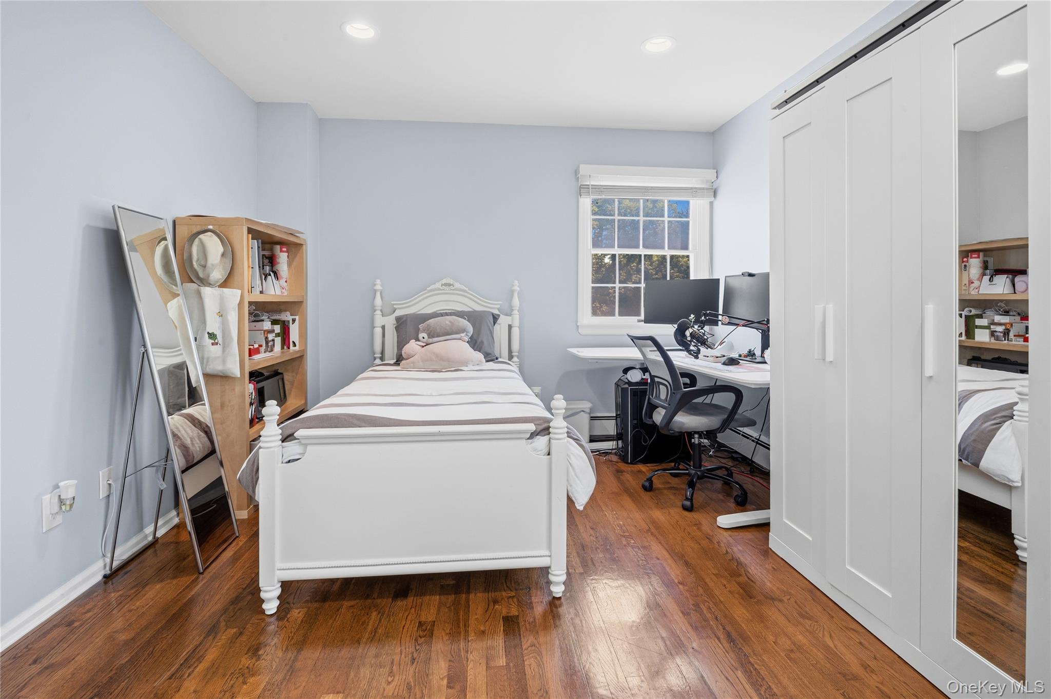 199 Split Rock Road Syosset, NY 11791 - Photo 23 of 49