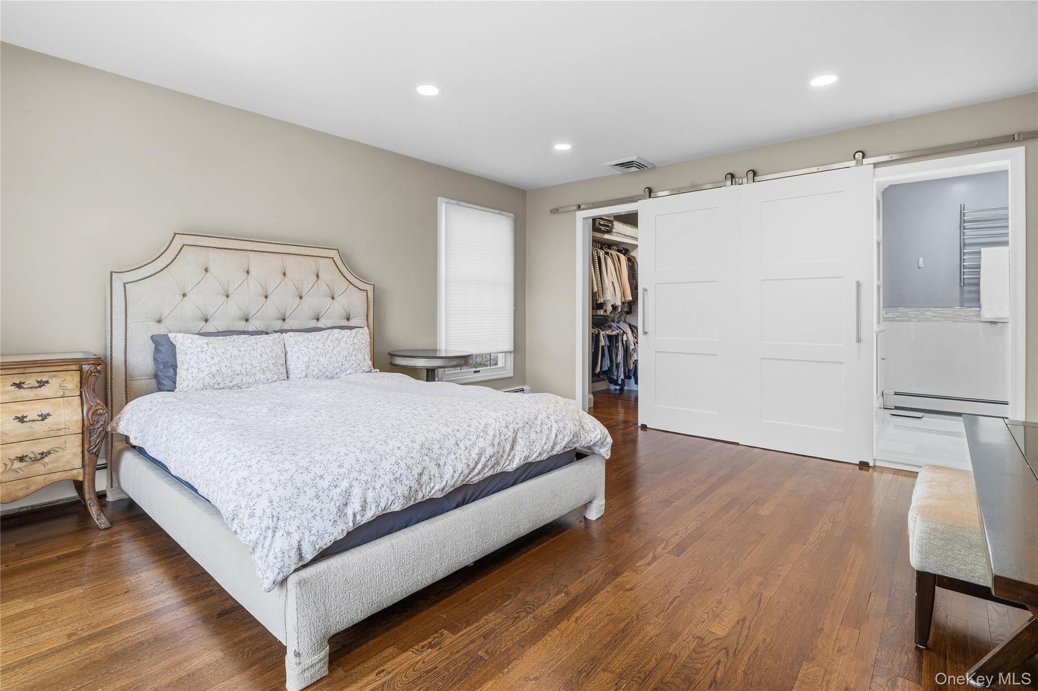199 Split Rock Road Syosset, NY 11791 - Photo 30 of 49