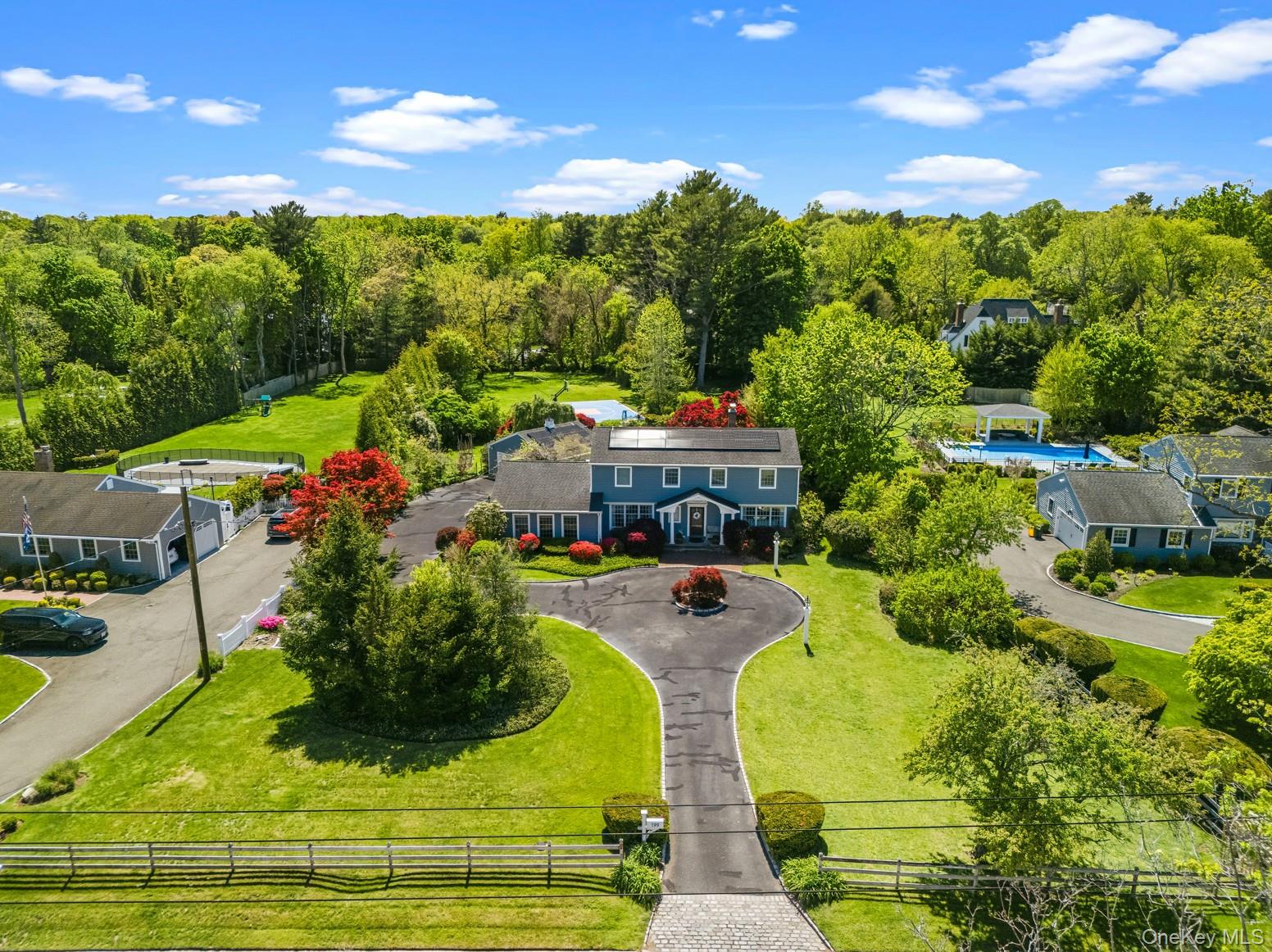 199 Split Rock Road Syosset, NY 11791 - Photo 3 of 49