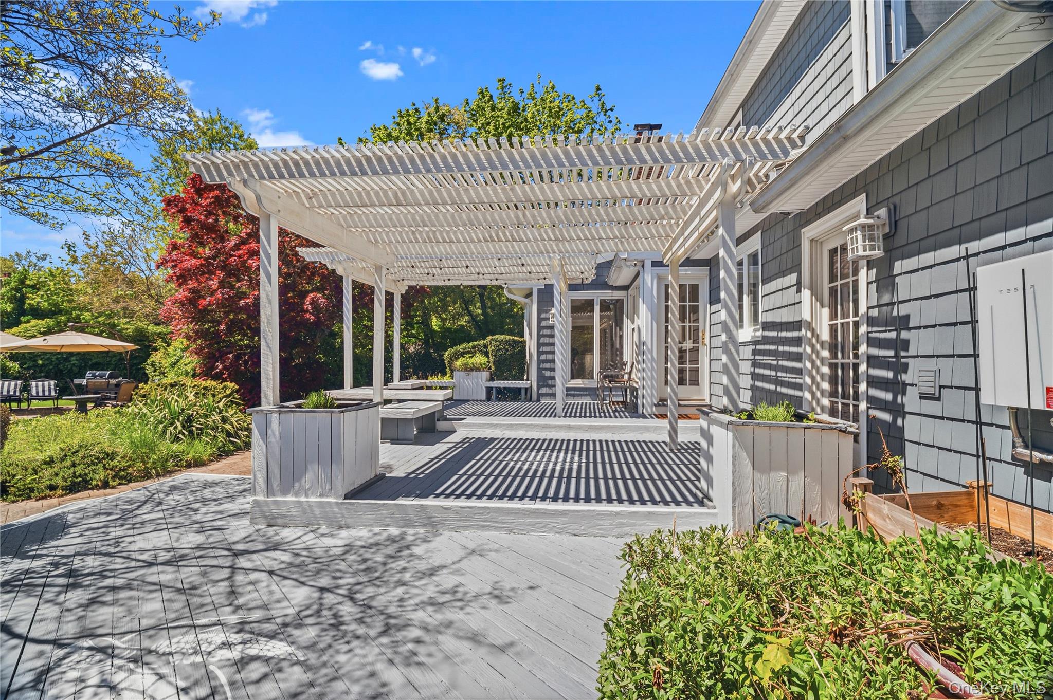 199 Split Rock Road Syosset, NY 11791 - Photo 38 of 49