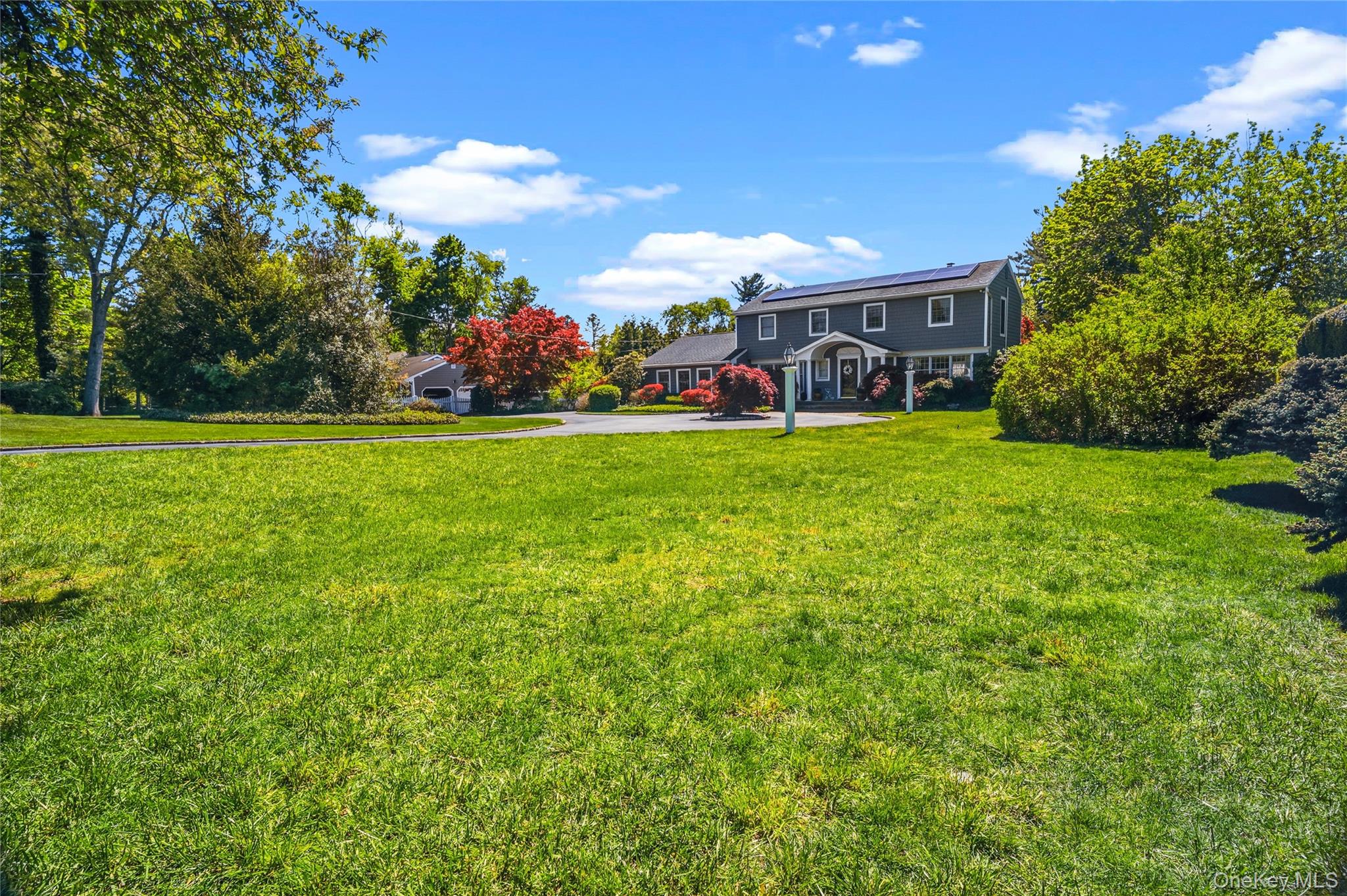 199 Split Rock Road Syosset, NY 11791 - Photo 4 of 49