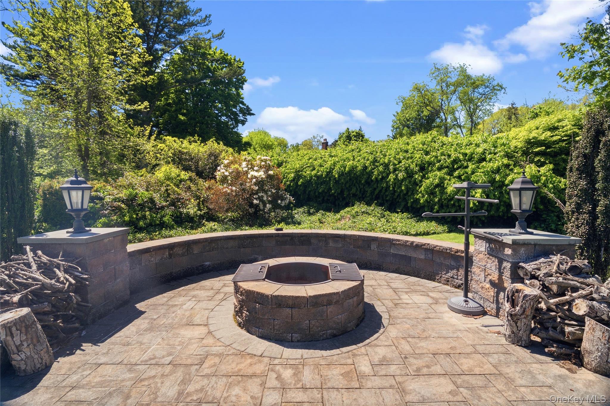 199 Split Rock Road Syosset, NY 11791 - Photo 41 of 49