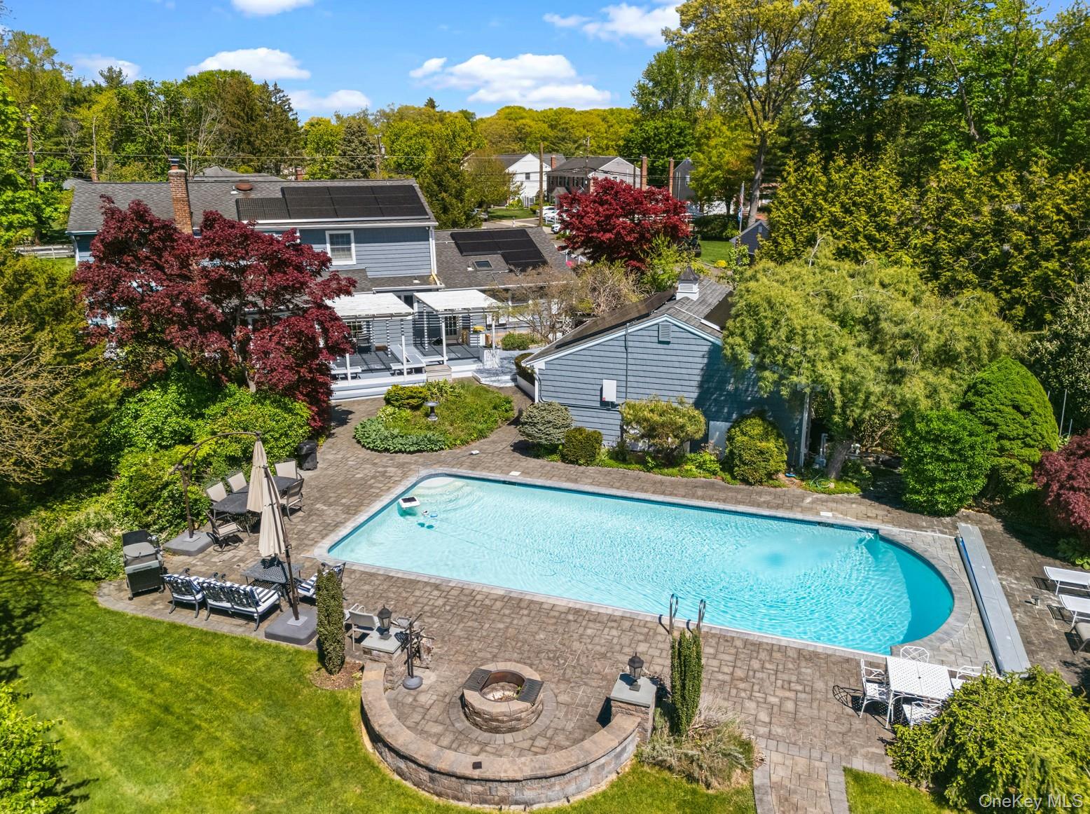 199 Split Rock Road Syosset, NY 11791 - Photo 47 of 49
