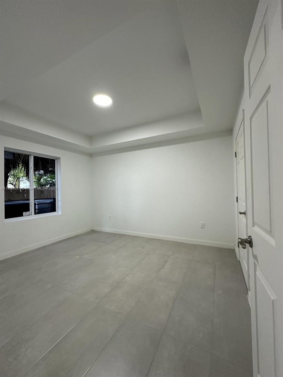 541 Southwest 2nd Court, Unit 5 Pompano Beach, FL 33060 - Photo 15 of 20 a view of an empty room