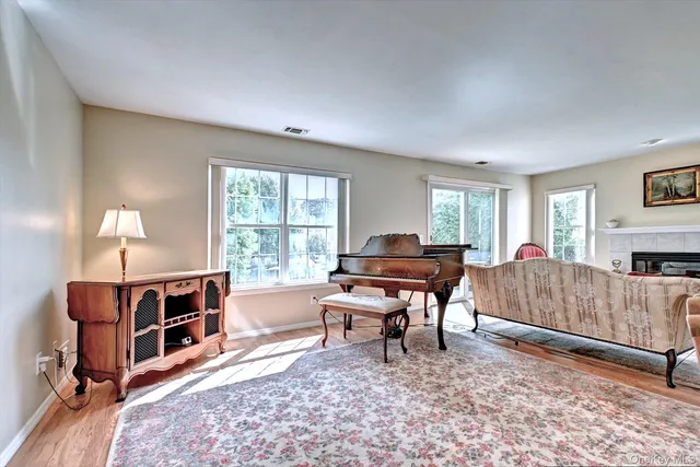 $729,990 | 315 Erik Drive, East Setauket, NY 11733