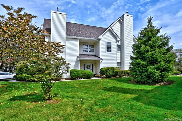 $729,990 | 315 Erik Drive, East Setauket, NY 11733