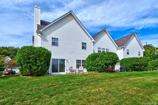 $729,990 | 315 Erik Drive, East Setauket, NY 11733