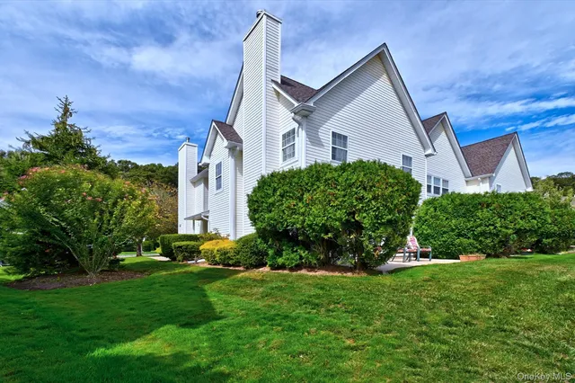 $729,990 | 315 Erik Drive, East Setauket, NY 11733