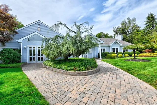 $729,990 | 315 Erik Drive, East Setauket, NY 11733