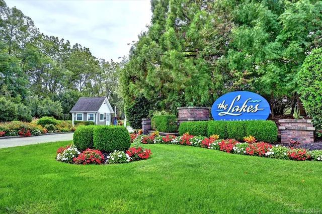 $729,990 | 315 Erik Drive, East Setauket, NY 11733