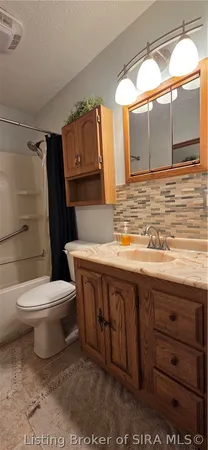 $210,000 | 2205 Palmer Court, New Albany, IN 47150