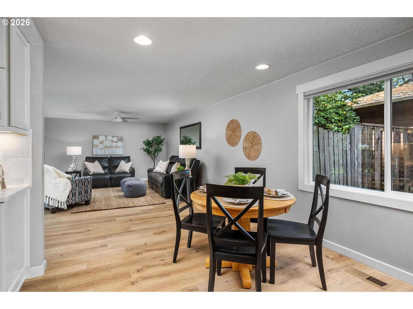 6015 Southwest Glenbrook Road Beaverton, OR 97007 - Photo 16 of 36 Gallery Image 16