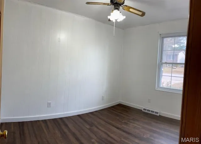 $250,000 | 369 Hand Drive, Godfrey, IL 62035