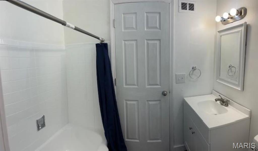 369 Hand Drive Godfrey, IL 62035 - Photo 10 of 13