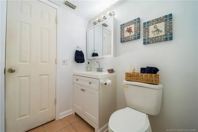 a view of an swimming pool with a yard