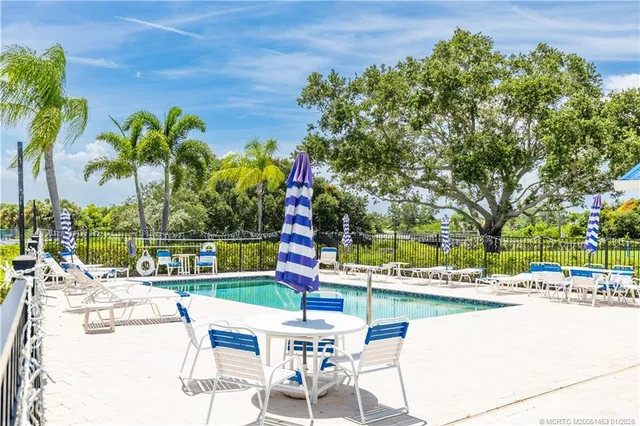 $195,000 | 1637 Northeast Nautical Place, Unit 807, Jensen Beach, FL 34957