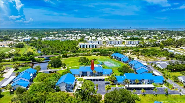 $195,000 | 1637 Northeast Nautical Place, Unit 807, Jensen Beach, FL 34957
