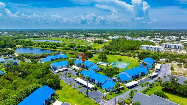 $195,000 | 1637 Northeast Nautical Place, Unit 807, Jensen Beach, FL 34957