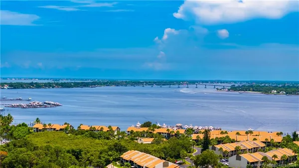 $185,000 | 1637 Northeast Nautical Place, Unit 807, Jensen Beach, FL 34957