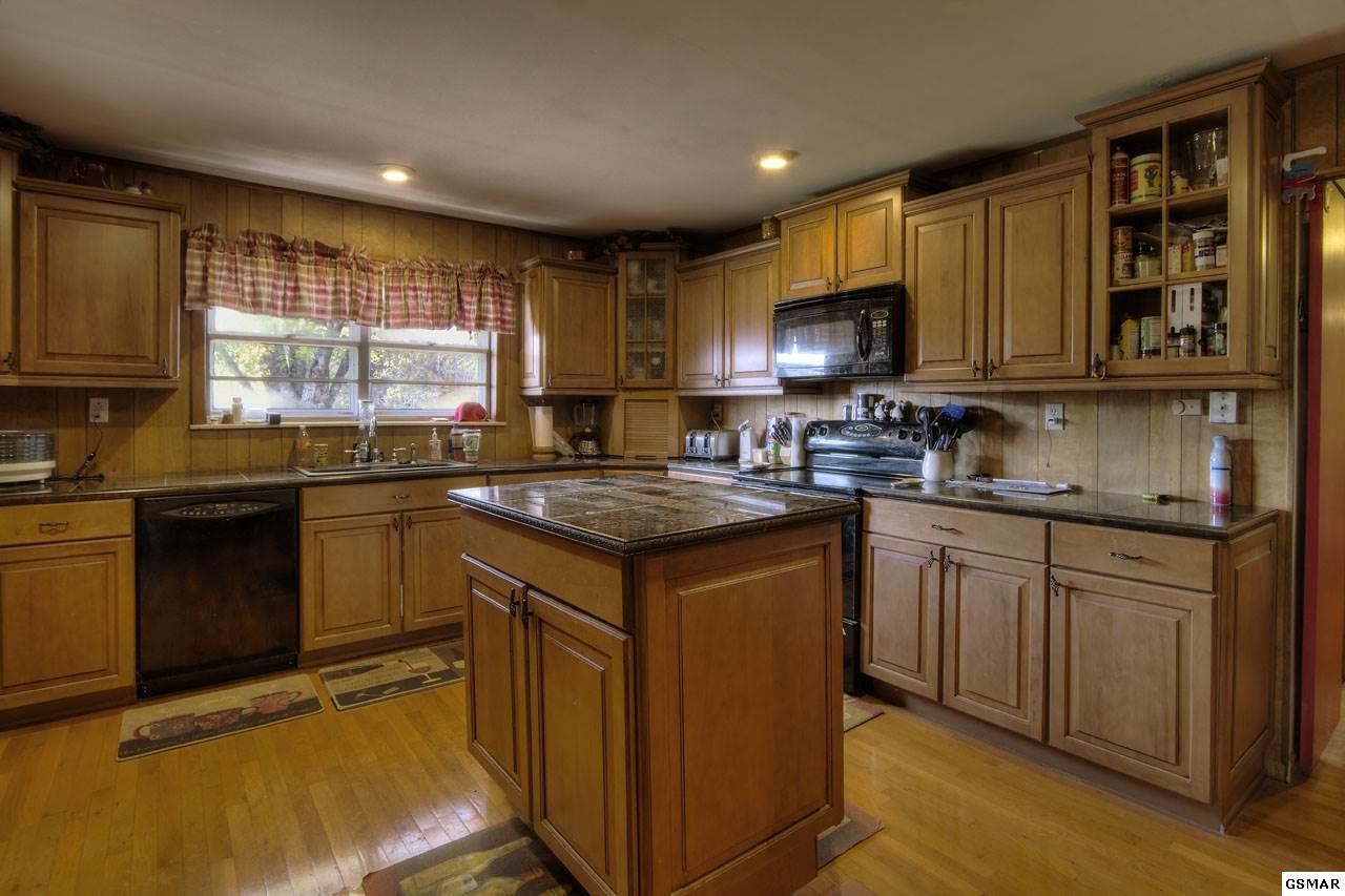 2452 Long Branch Road Seymour, TN 37865 - Photo 9 of 36 Gallery Image 9