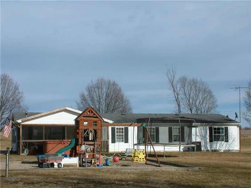 110 South Waggoner Road Paragon, IN 46166 - Photo 2 of 22