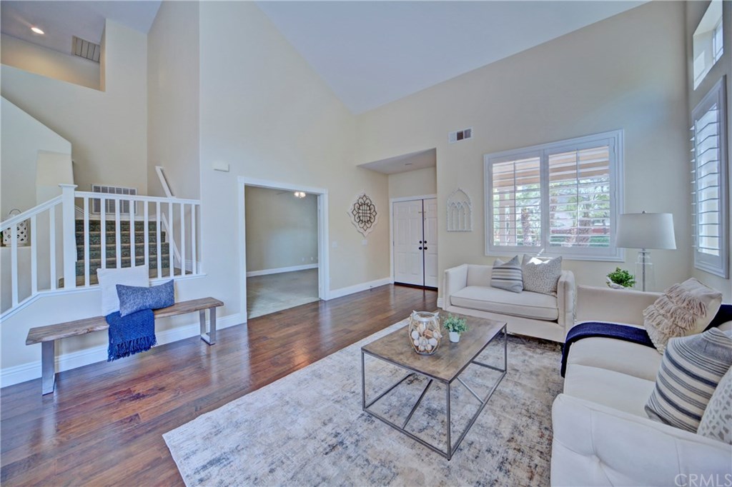 33315 Nicholas Common Temecula, CA 92592 - Photo 4 of 59