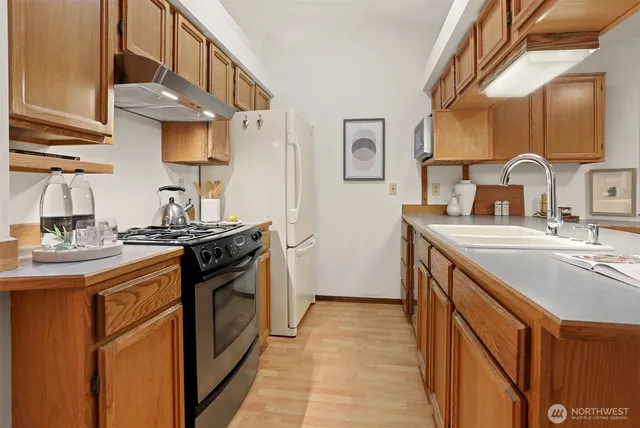 $879,950 | 5518 168th Place Southwest, Lynnwood, WA 98037