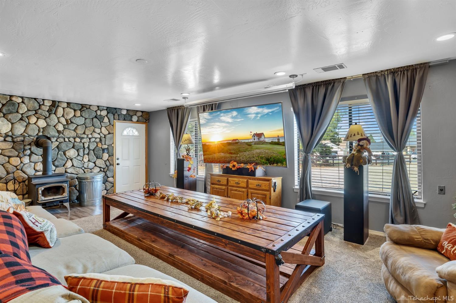 17681 Busher Way Tehachapi, CA 93561 - Photo 29 of 55 Gallery Image 29