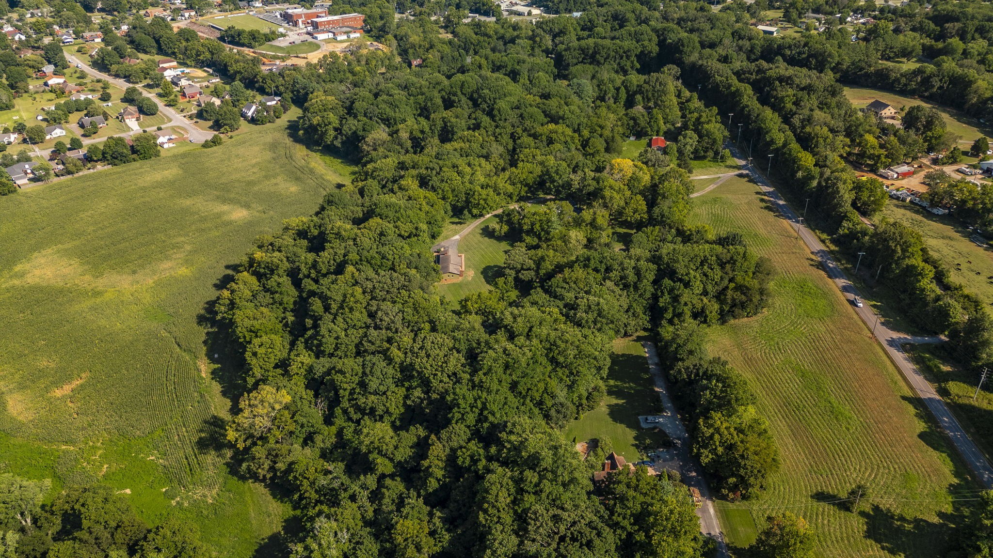 132 Kinneys School Road Springfield, TN 37172 - Photo 3 of 58