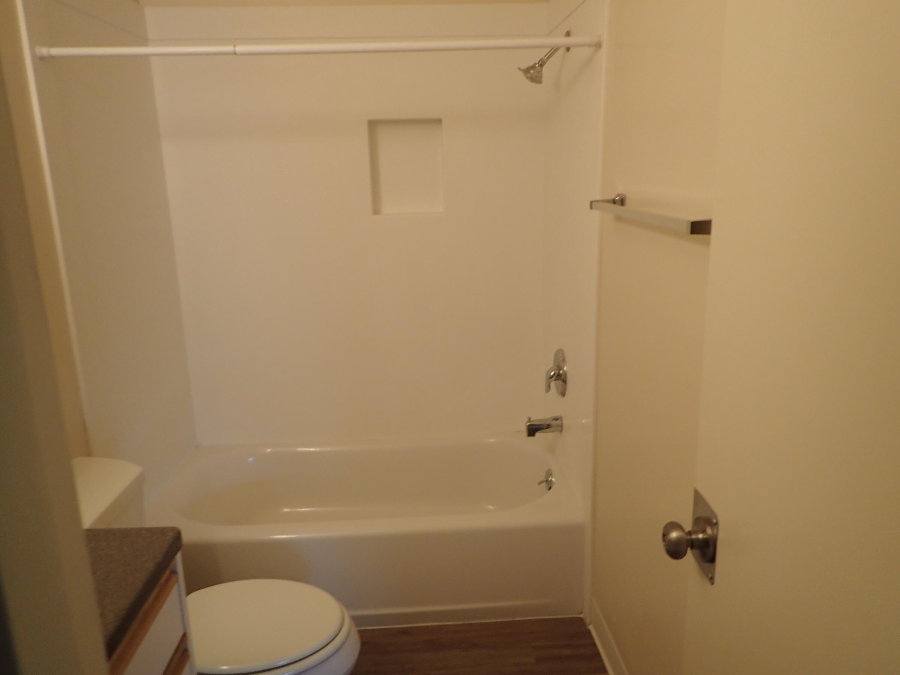 6585 Picasso Road, Unit 3 Goleta, CA 93117 - Photo 9 of 9 P8050933