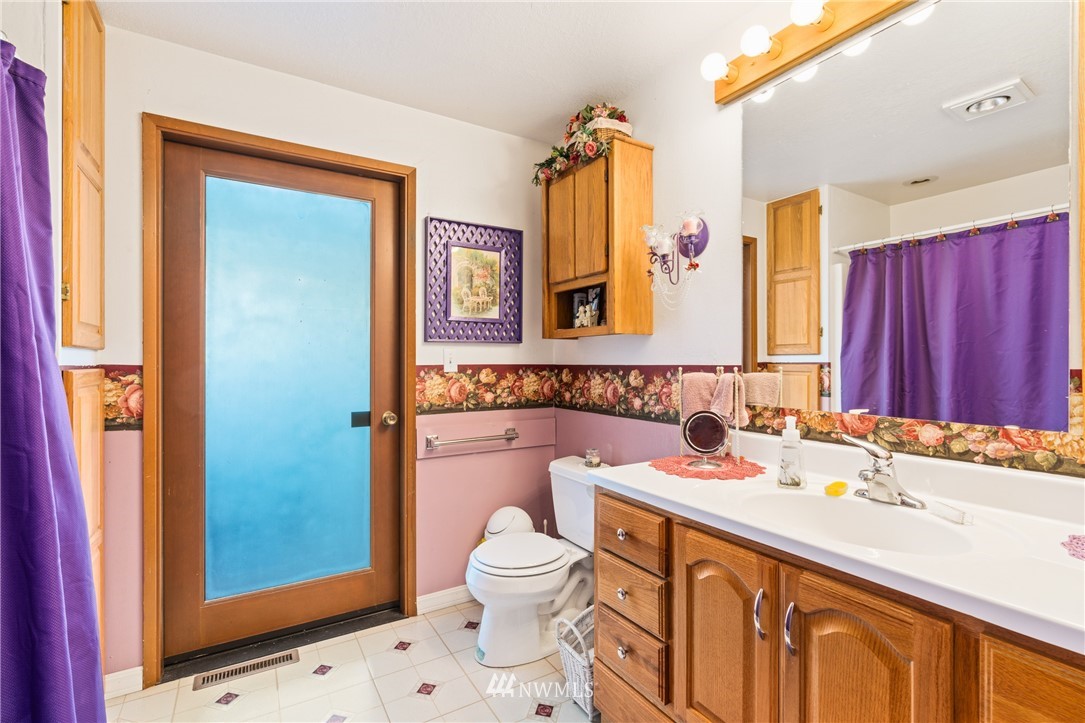 6831 183rd Avenue Southwest Rochester, WA 98579 - Photo 19 of 25