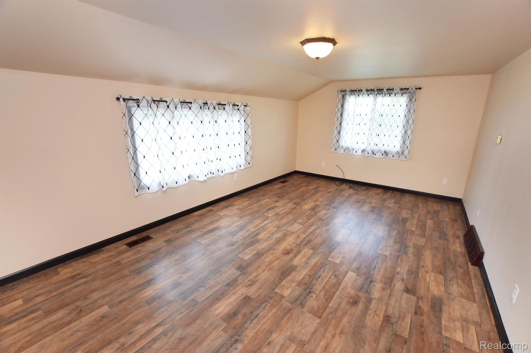 7316 Calkins Road Flint, MI 48532 - Photo 25 of 37 Gallery Image 25