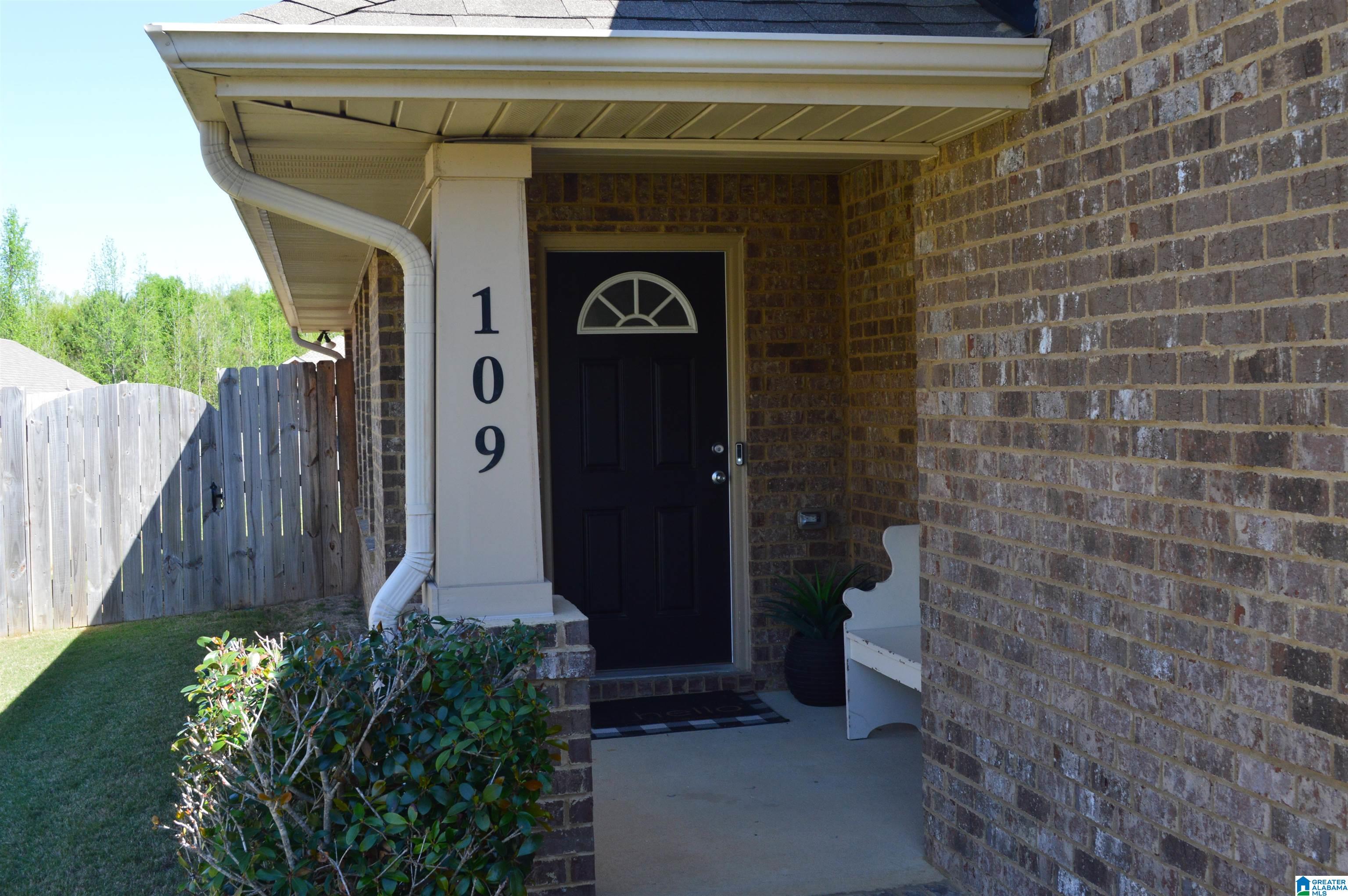 109 Grasonville Road Alabaster, AL 35007 - Photo 4 of 30
