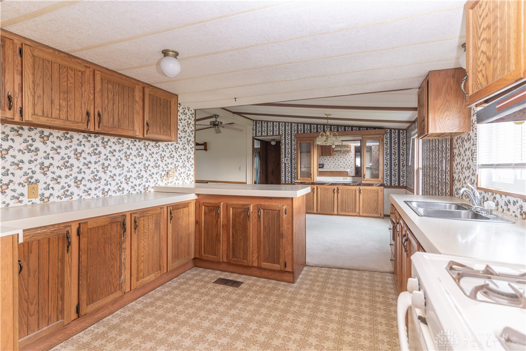 18211 Hardin Wapak Road Botkins, OH 45306 - Photo 15 of 47 Gallery Image 15