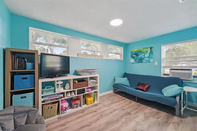 $525,000 | 240 Cambridge Boulevard, Winter Park, FL 32789