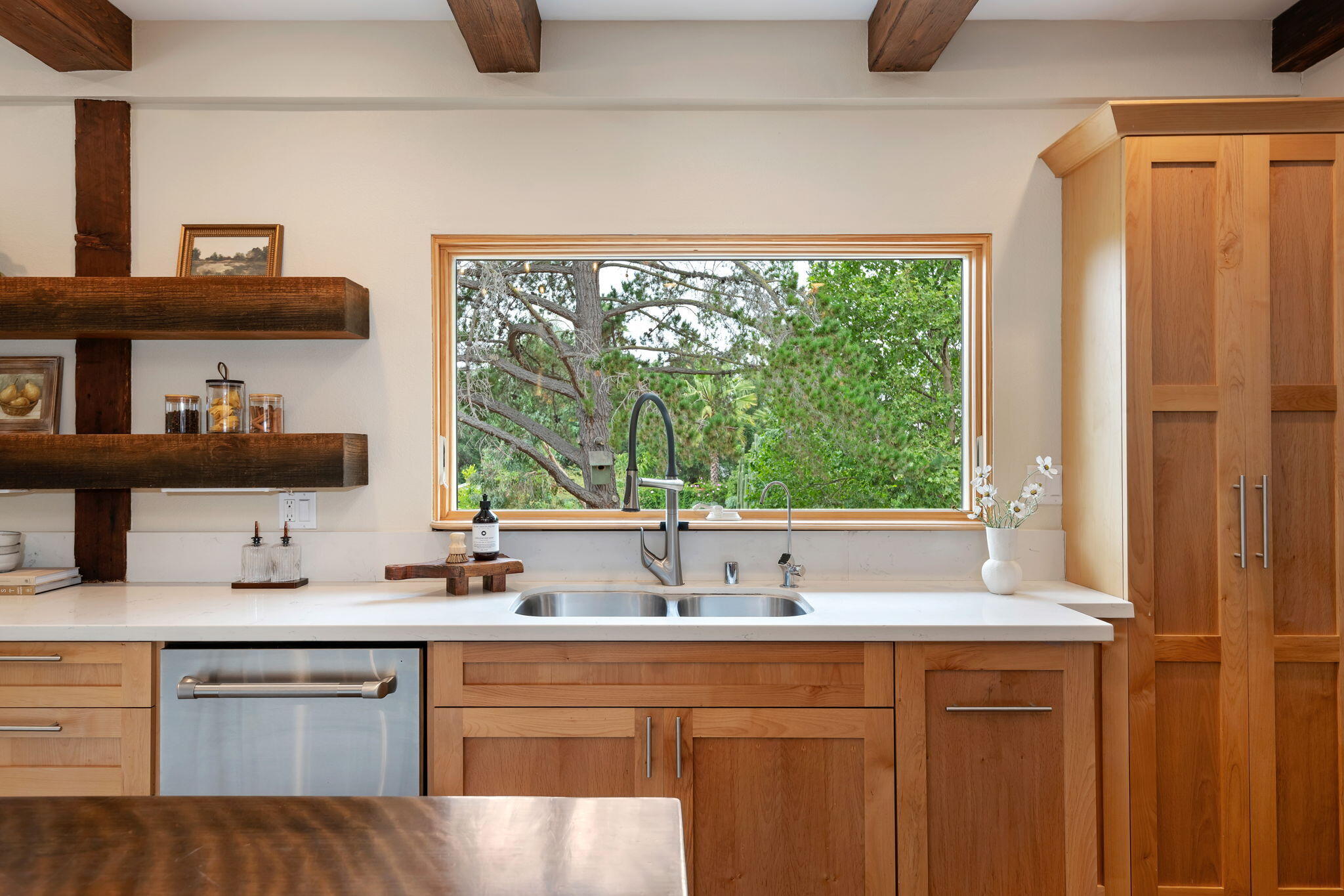 1442 South Rice Road Ojai, CA 93023 - Photo 28 of 54 32-Kitchen