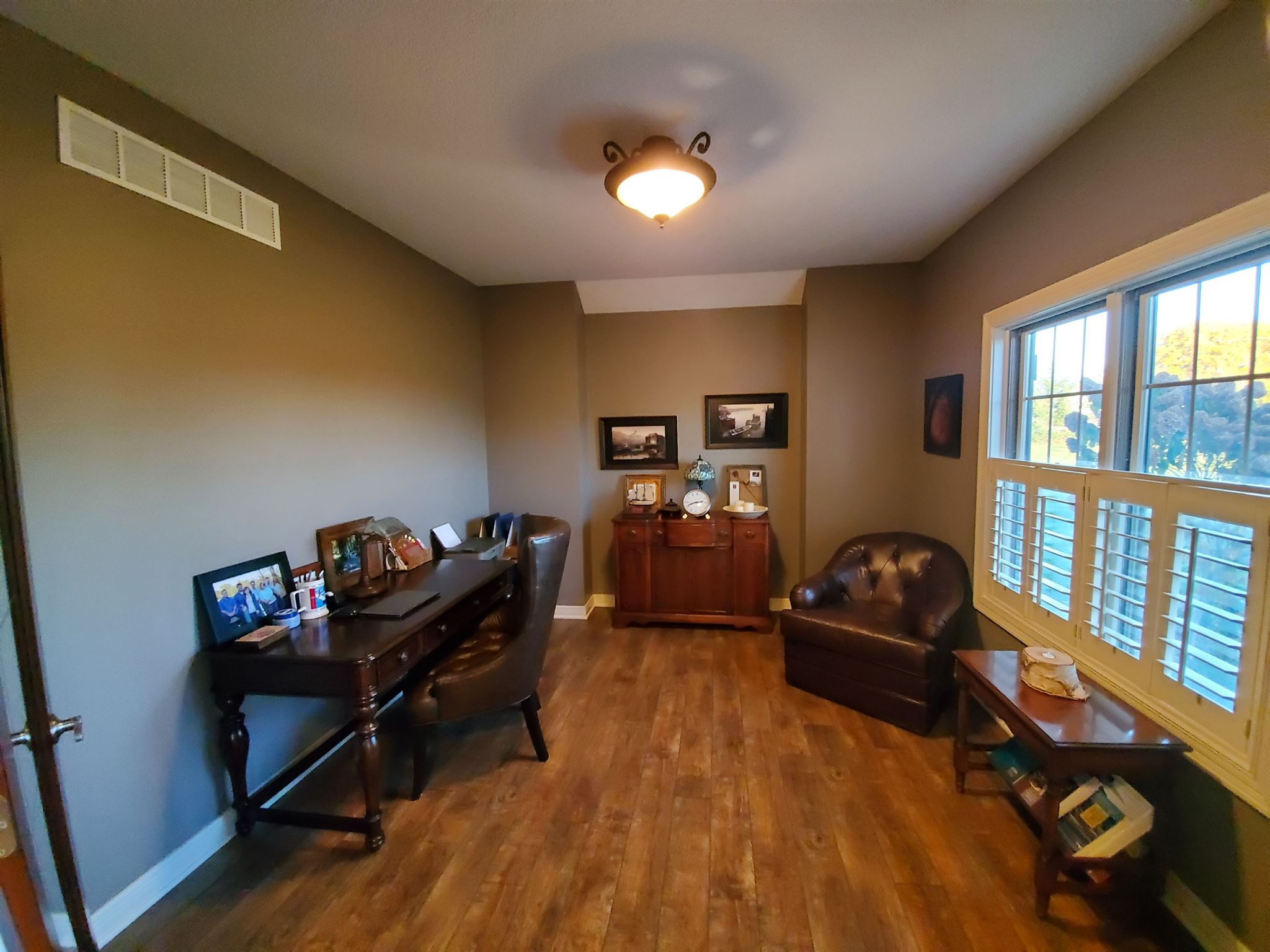 18431 Tonkel Road Auburn, IN 46706 - Photo 17 of 36 Gallery Image 17