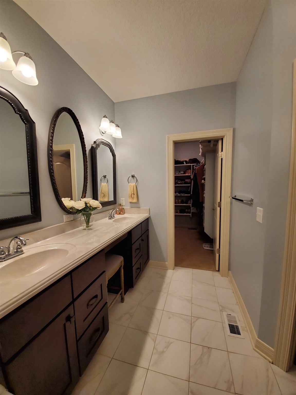 18431 Tonkel Road Auburn, IN 46706 - Photo 23 of 36 Gallery Image 23