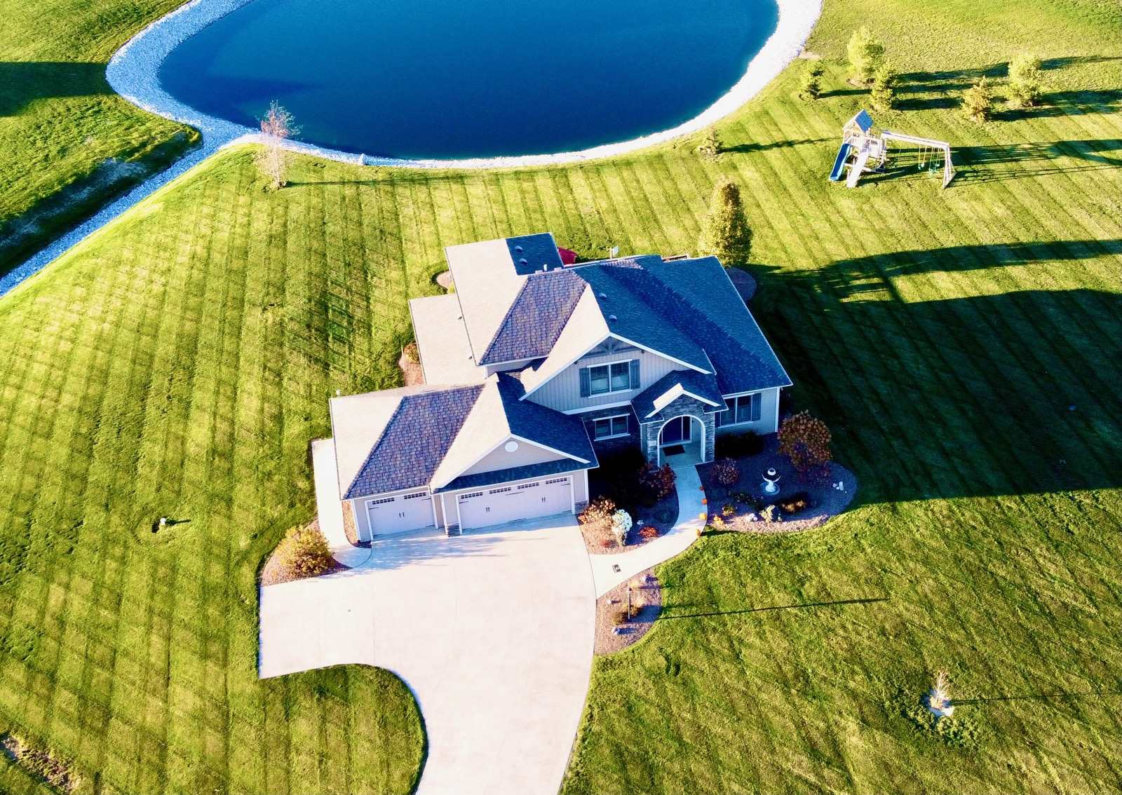 18431 Tonkel Road Auburn, IN 46706 - Photo 10 of 36 Gallery Image 10