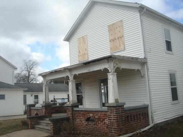 414 4th Street Howe, IN 46746 - Photo 1 of 6 Gallery Image 1