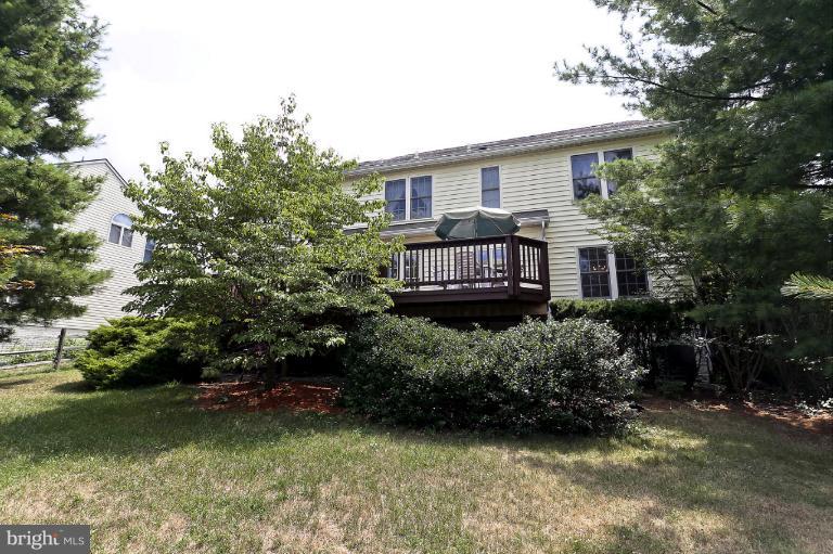 10228 Wetherburn Road Ellicott City, MD 21042 - Photo 10 of 20 Exterior (Rear)