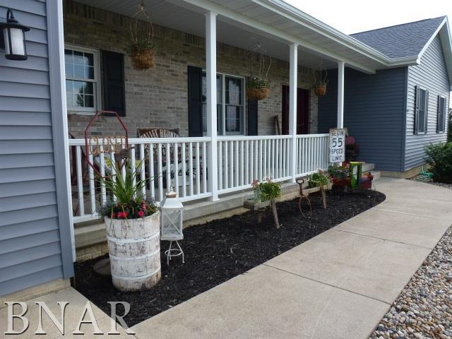 8192 Kleemann Road Clinton, IL 61727 - Photo 17 of 33