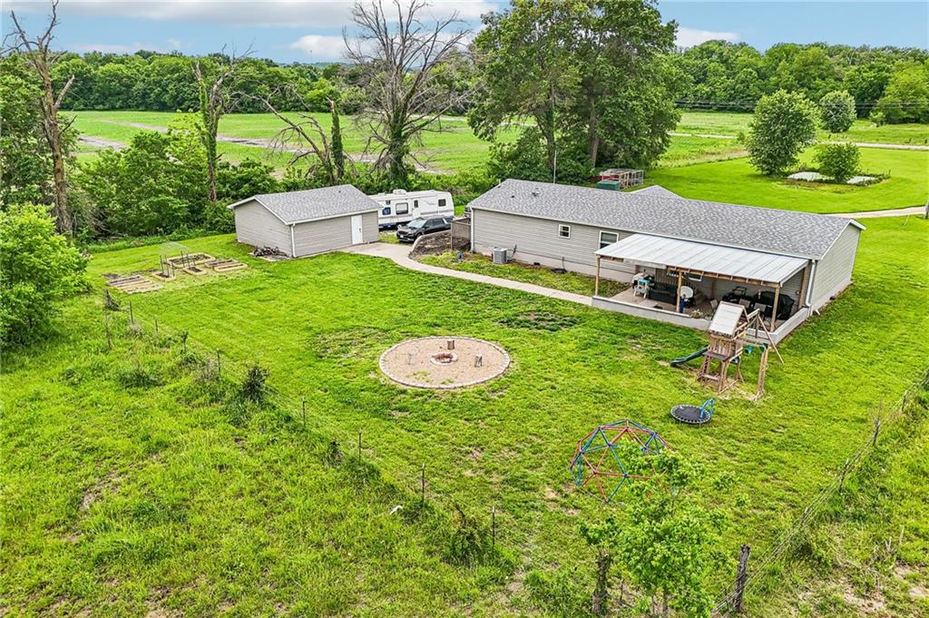 351 Northwest 621st Road Centerview, MO 64019 - Photo 5 of 36