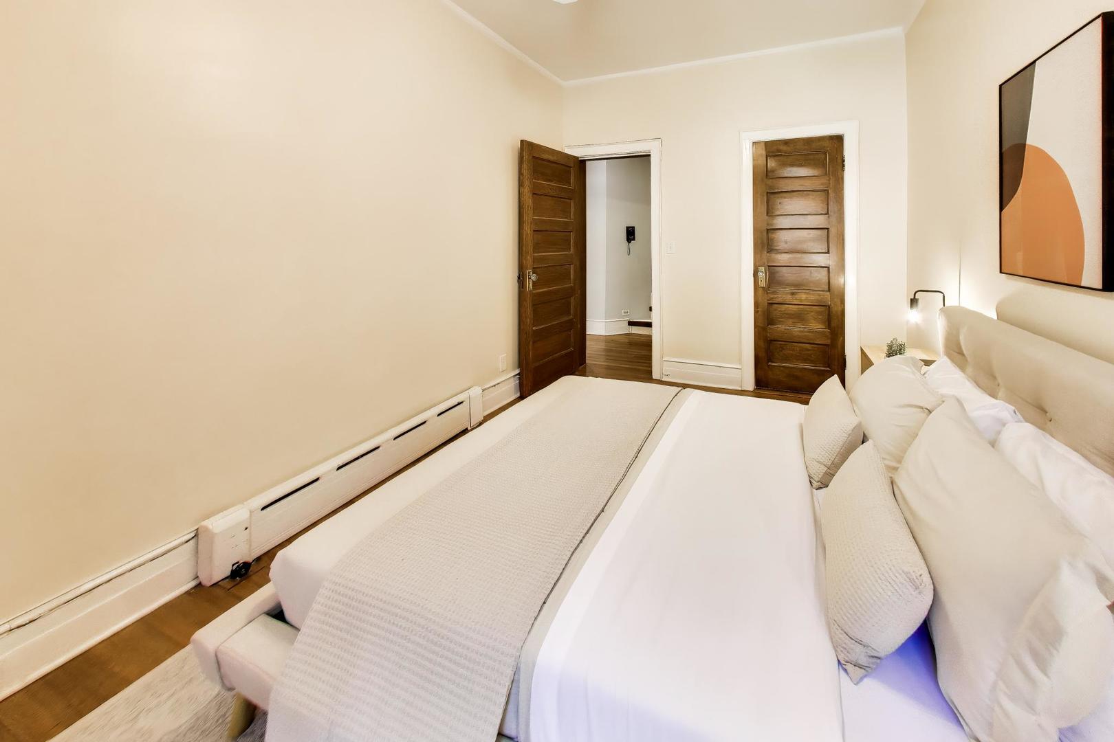 674 West Irving Park Road, Unit F6 Chicago, IL 60613 - Photo 23 of 30 Gallery Image 23