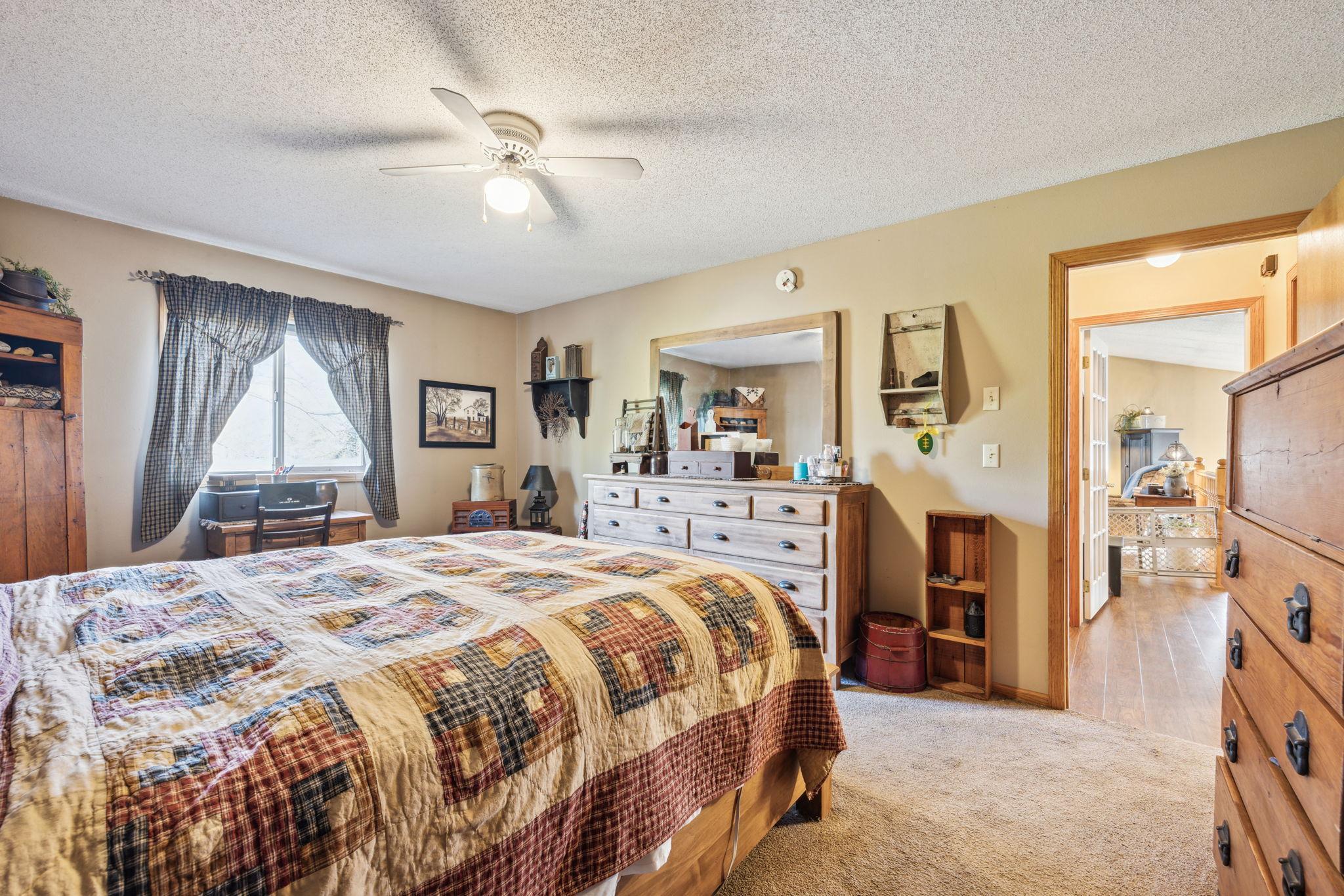 16105 Golfview Road Northeast New London, MN 56273 - Photo 15 of 31 Gallery Image 15