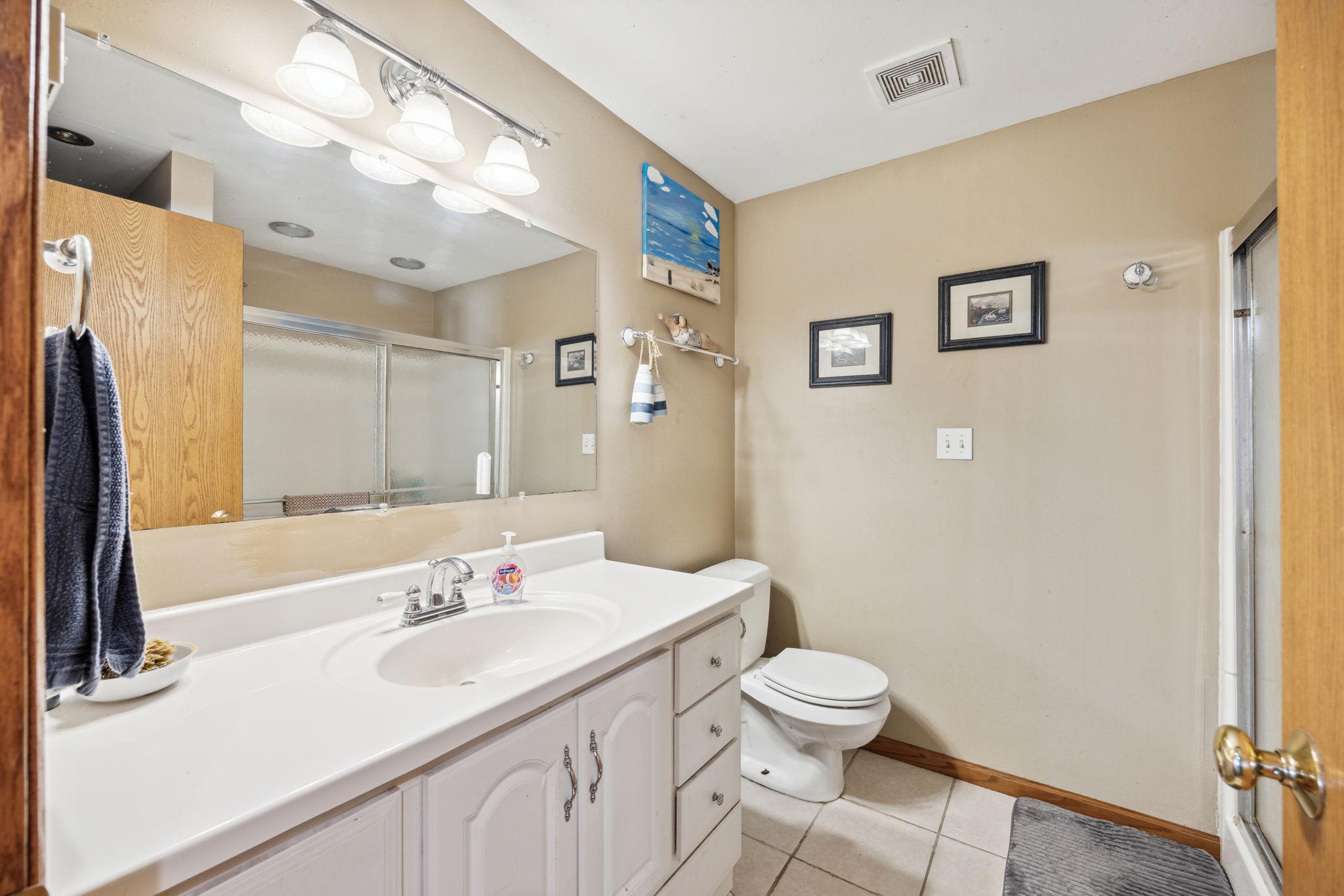 16105 Golfview Road Northeast New London, MN 56273 - Photo 23 of 31 Gallery Image 23